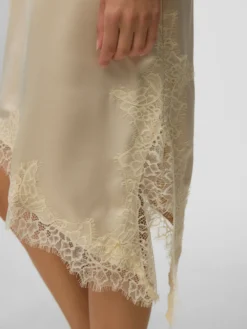 VMNOVI Kurzes Kleid