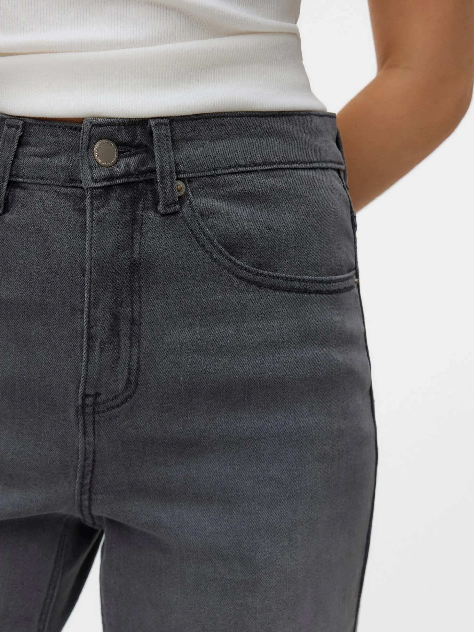 VMOLIVIA Hohe Taille Weiter Beinschnitt Jeans