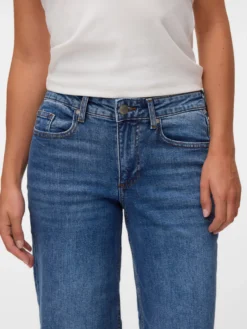 VMSANDIE-STRETCH Mid Rise Weite Passform - kurz geschnitten Jeans