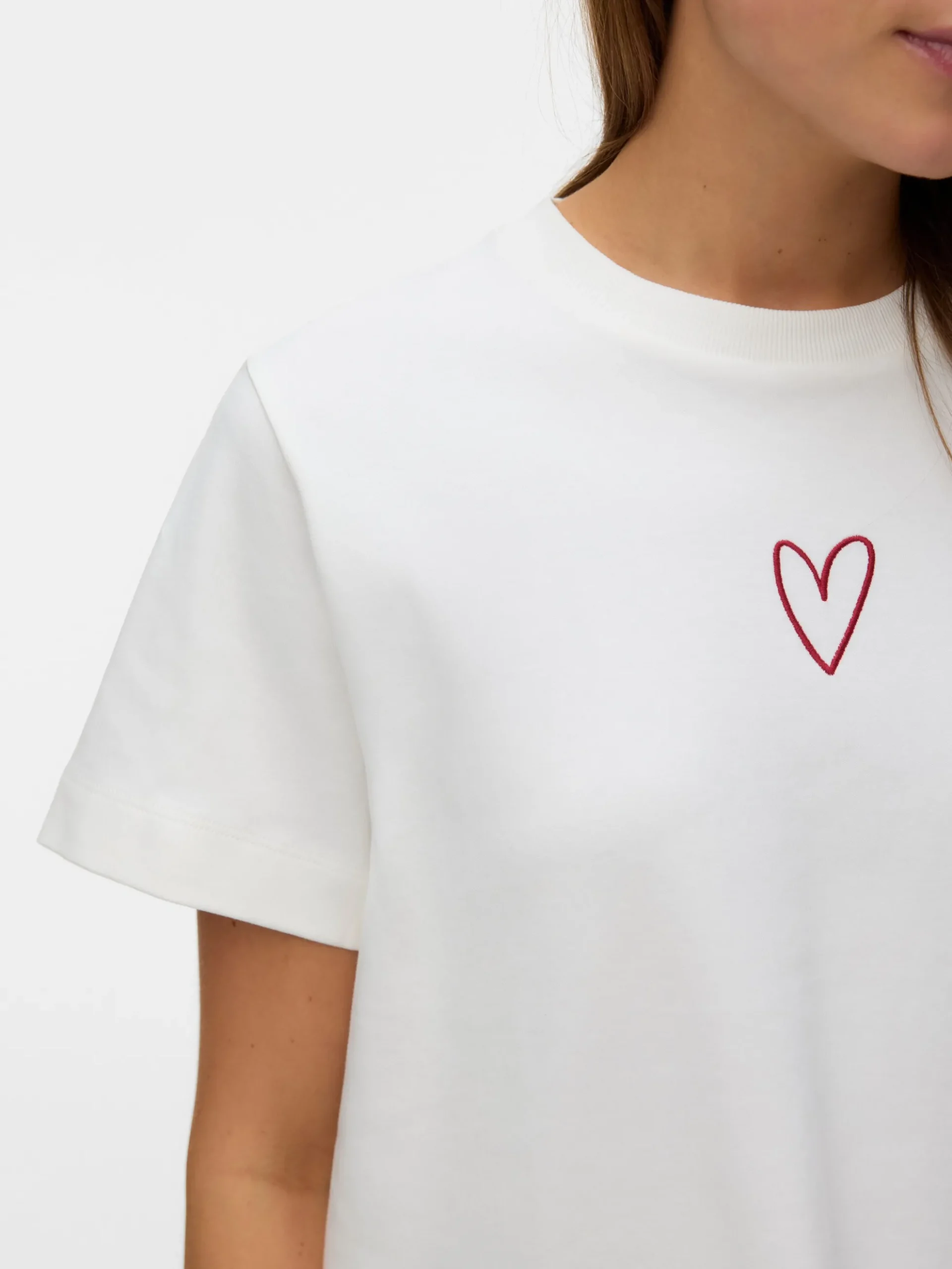 VMSARA T-Shirt