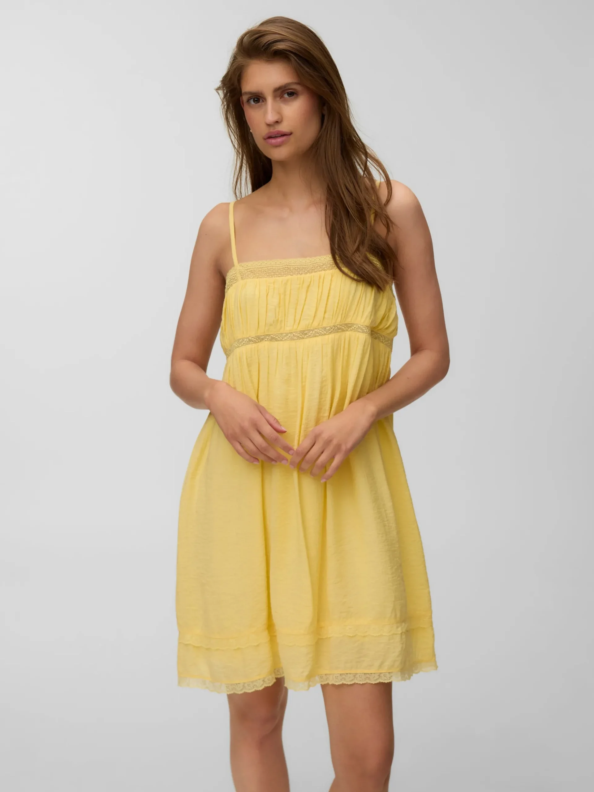 VMSIA Kurzes Kleid