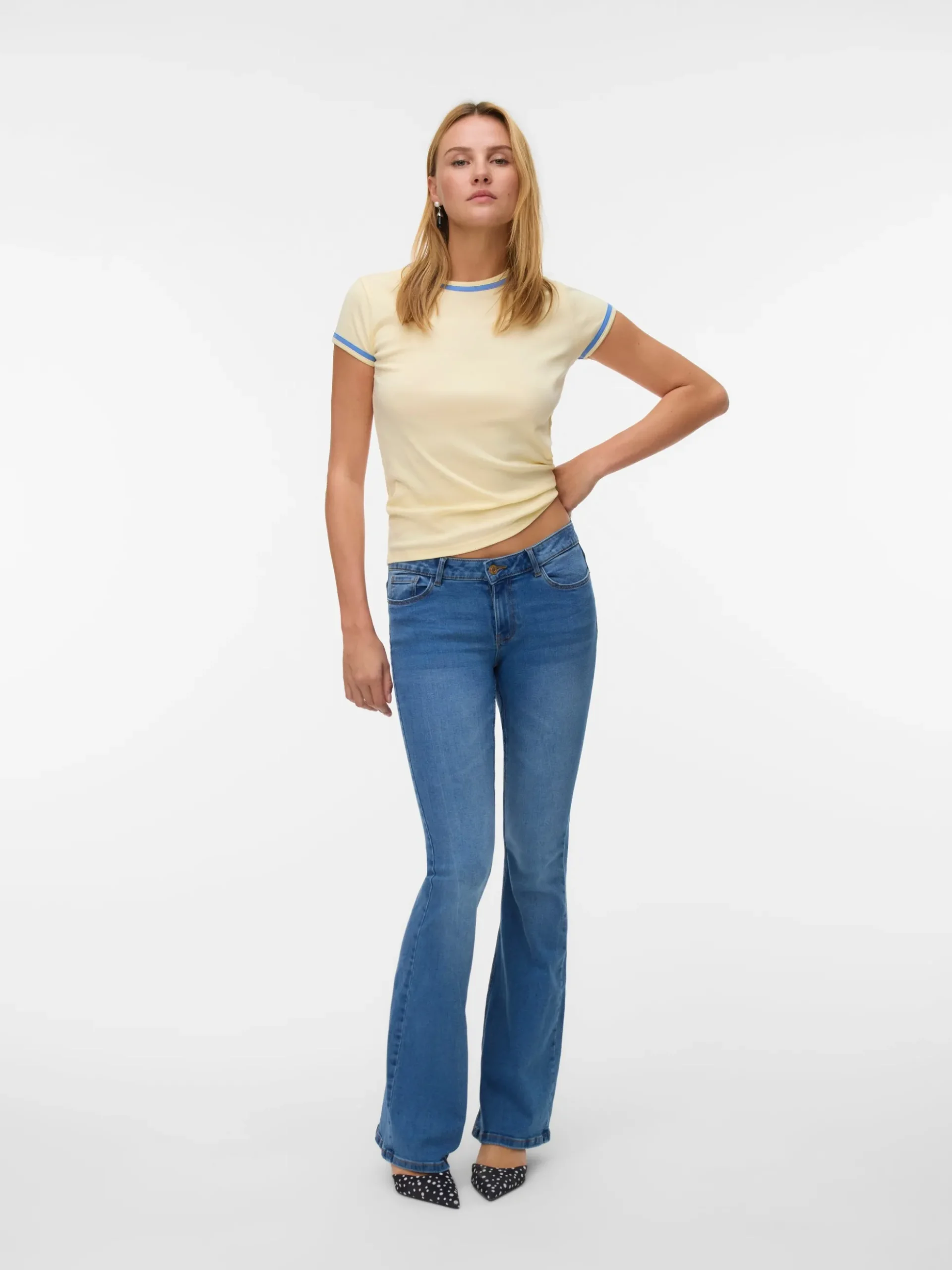 VMSIGI Niedrige Taille Ausgestellt Jeans
