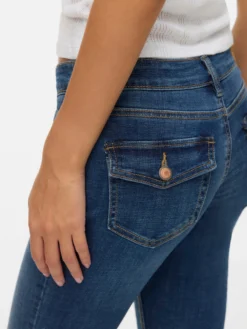 VMSIGI Niedrige Taille Ausgestellt Jeans