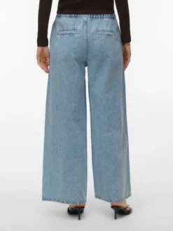 VMVALERIA Mid Rise Weiter Beinschnitt Jeans