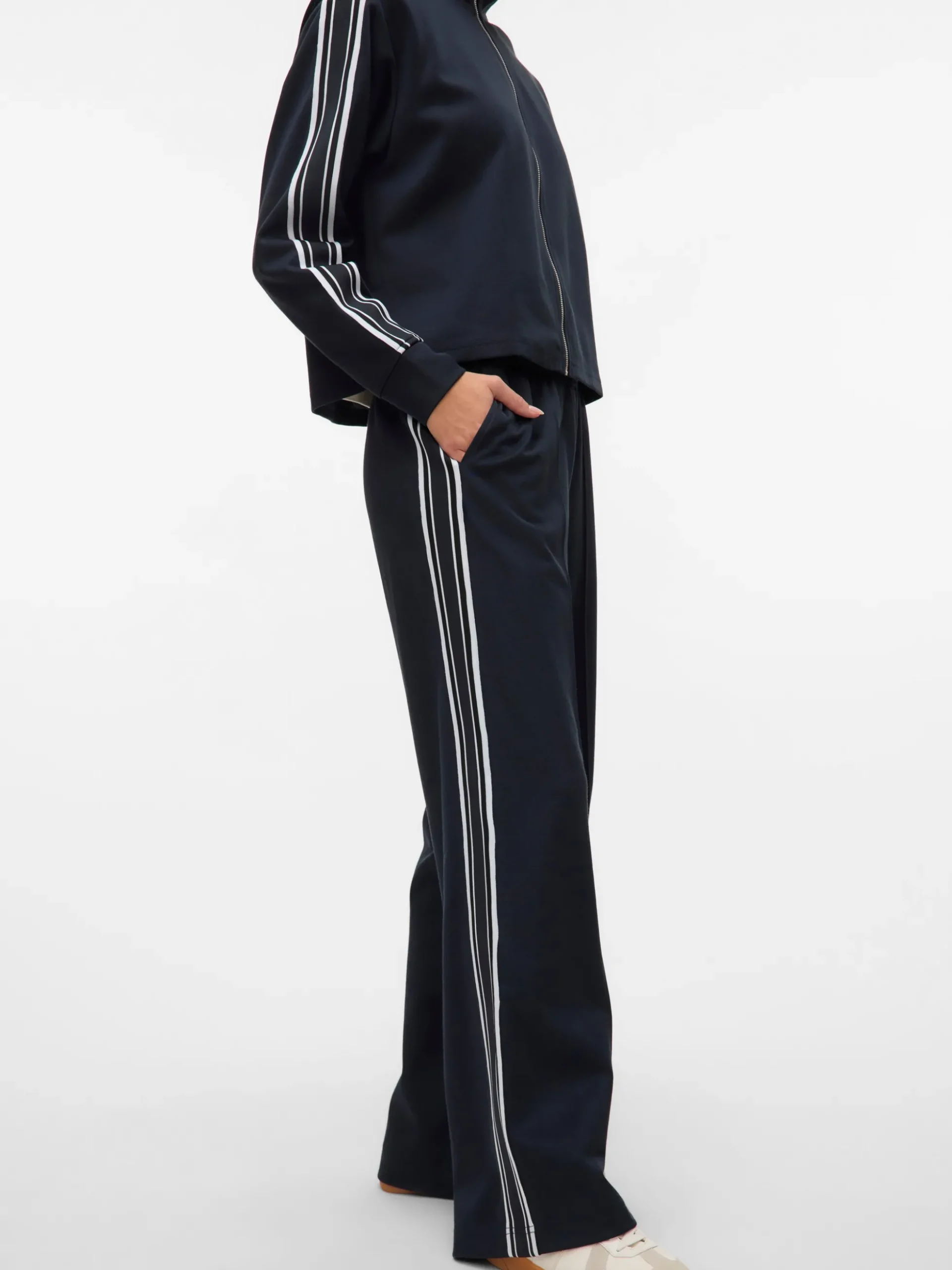 VMVIVIEN Mittlere Taille Hose