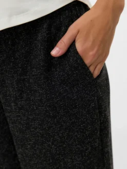 Weiter Beinschnitt Hose