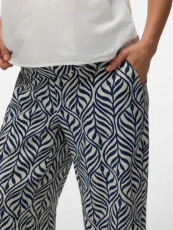 Weiter Beinschnitt Hose