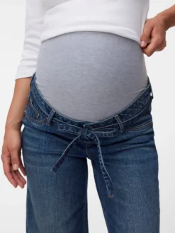 Weiter Beinschnitt Jeans