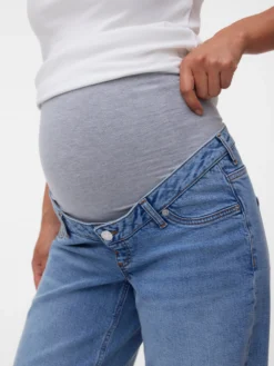 Weiter Beinschnitt Jeans